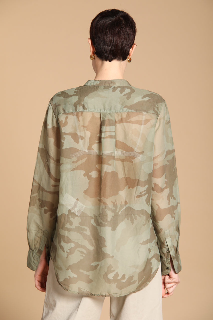 Delhi camicia donna a manica lunga in mussola con stampa camouflage