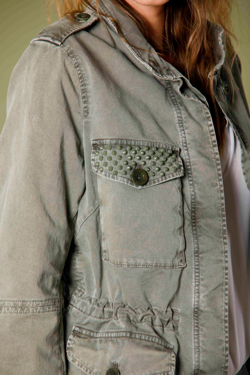 immagine 2 di field jacket donna in cotone con borchie modello Eva colore verde militare di Mason's