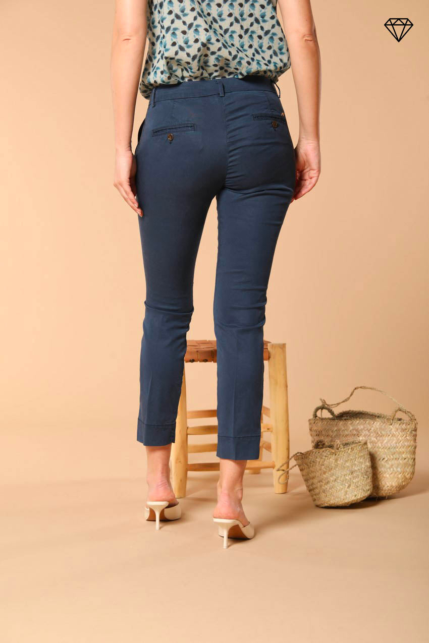 Immagine 3 di pantalone chino donna in twill modello Jaqueline Curvie curvy fit