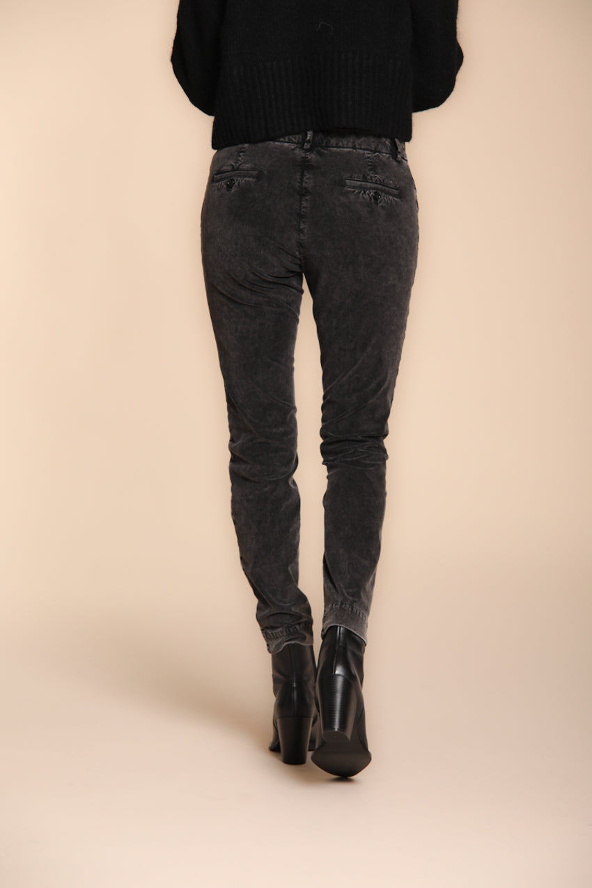 Foto 5 Jaqueline Archivio pantaloni chino donna in velluto 1000 righe slim fit