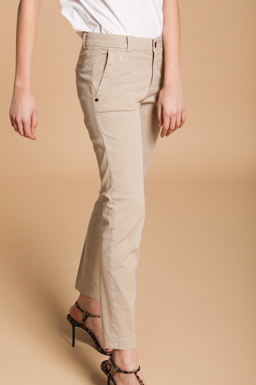 Jaqueline Archivio pantalón chino de mujer en gabardina slim fit