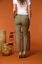 Jaqueline Archivio Pantalon Chino Femme en Gabardine slim fit