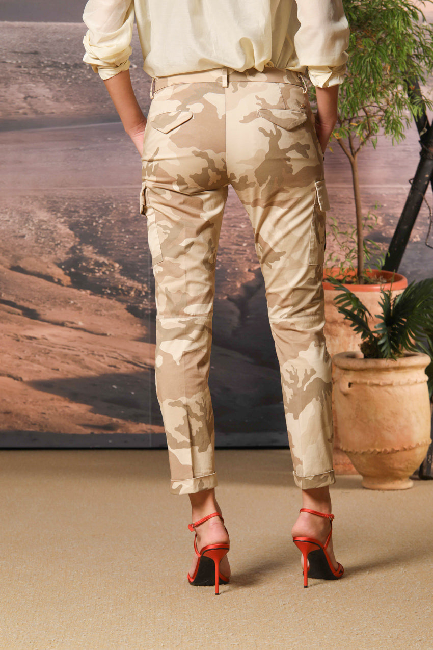 Chile City women's cargo pants in satin with camouflage print slim fit