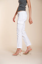 Chile City pantalón cargo mujer en gabardina stretch slim fit