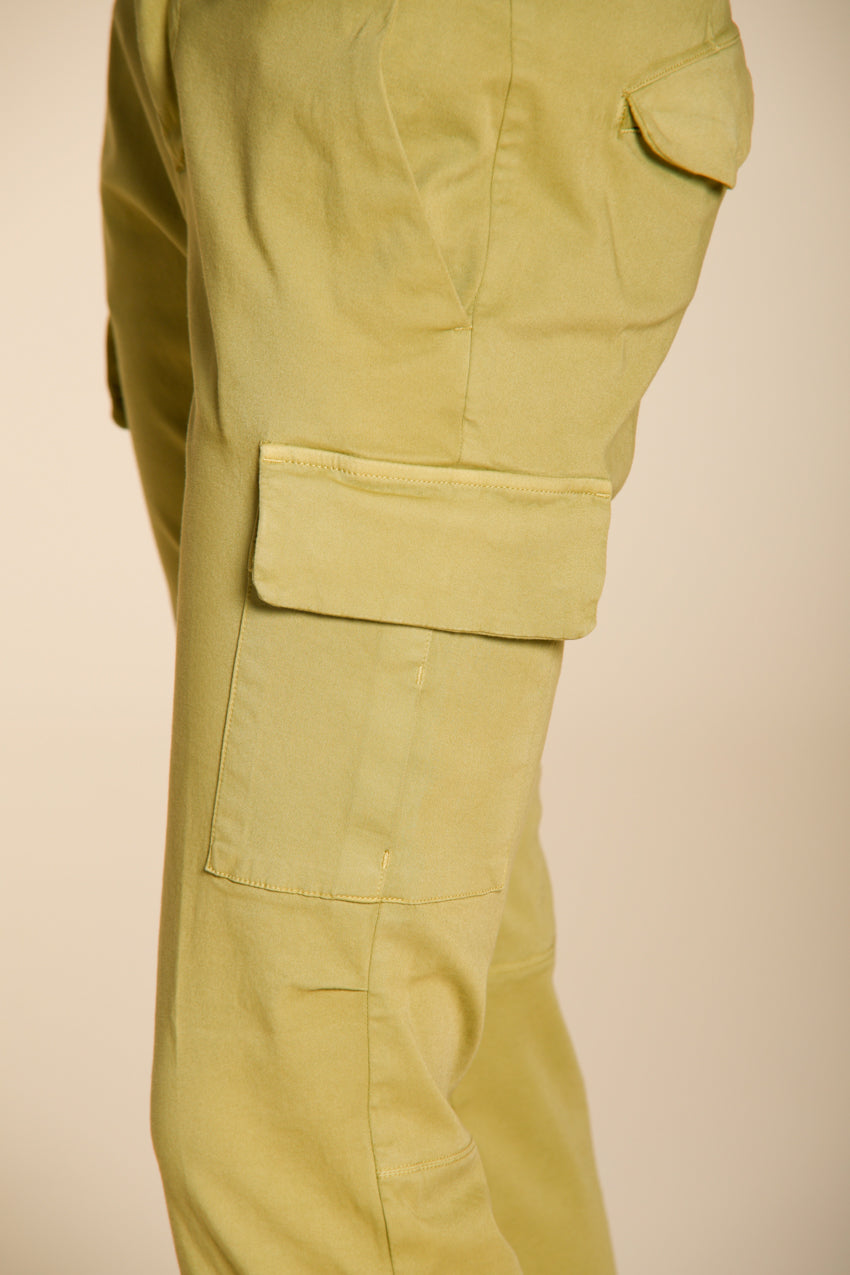 Chile City pantalón cargo mujer en gabardina stretch slim fit