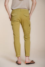 Chile City pantalón cargo mujer en gabardina stretch slim fit