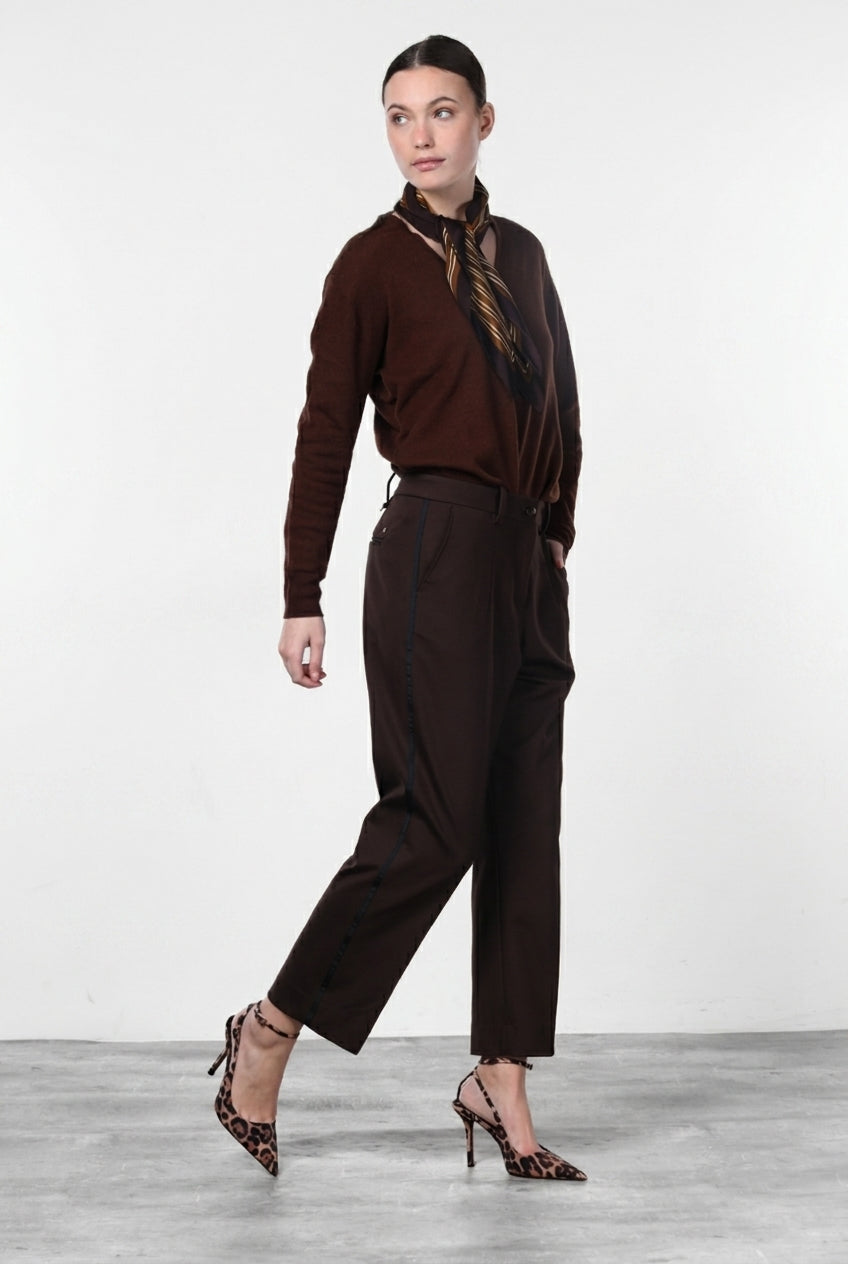 New York O Shape pantalon chino femme en jersey technique carrot fit