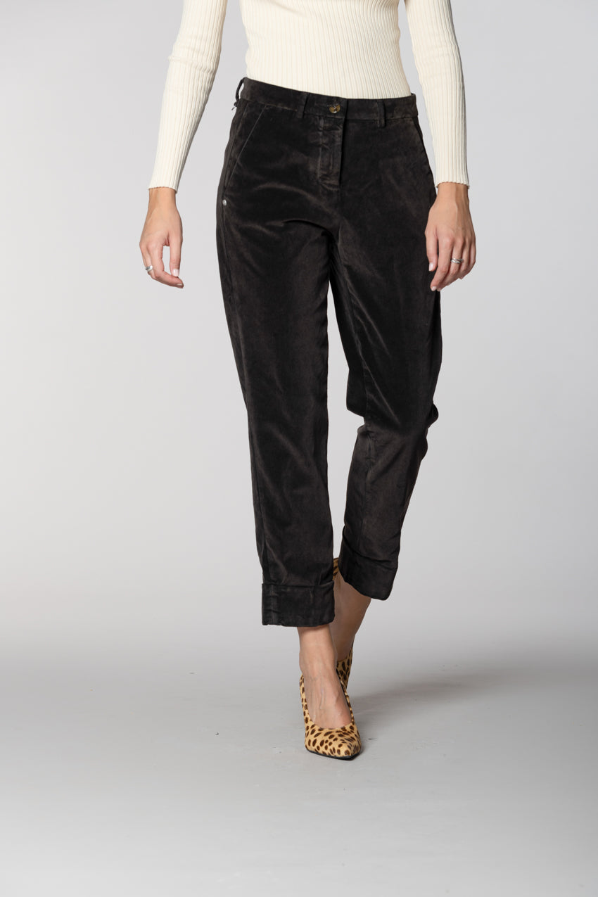 New York Carrot pantalón chino mujer en terciopelo carrot fit