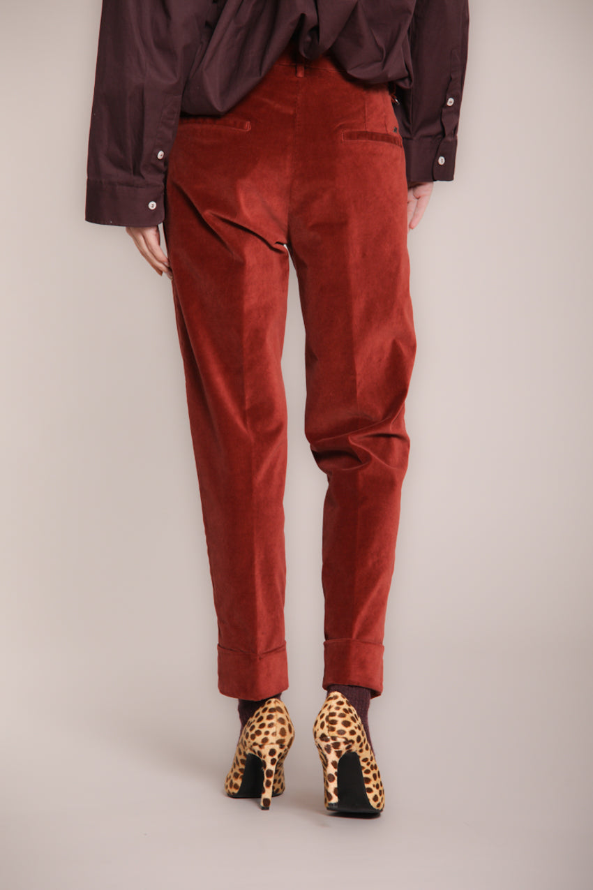 New York Carrot pantalón chino mujer en terciopelo carrot fit
