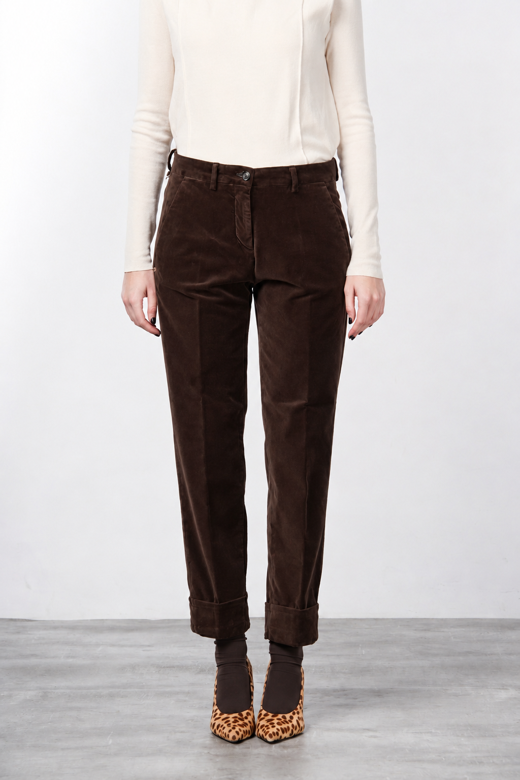 New York Carrot pantalon chino femme en velours lisse carrot fit ①
