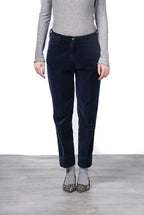 New York Carrot Chinohose für Damen aus glattem Samt mit carrot fit ①
