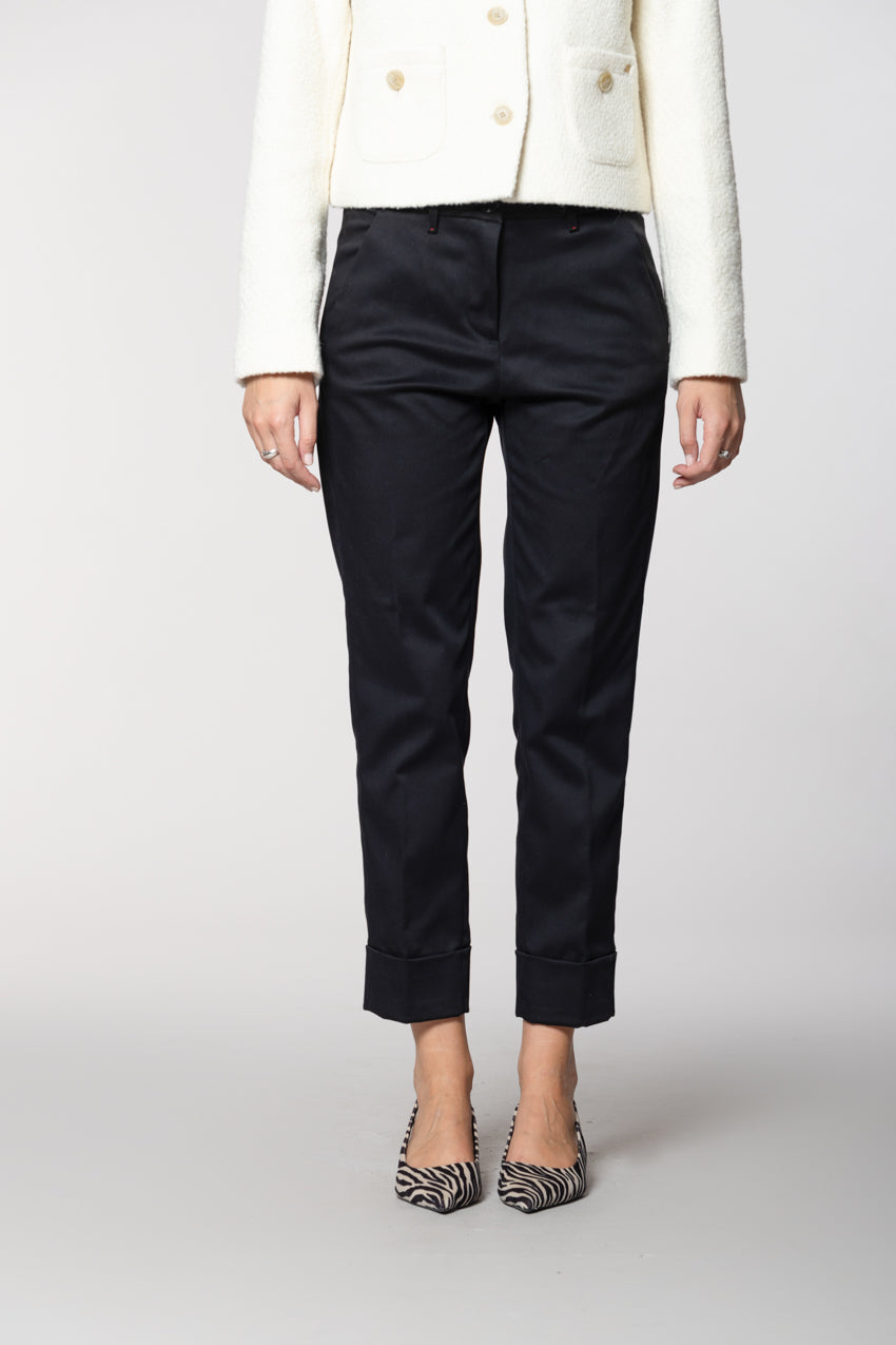 New York Carrot Damen-Chinohose aus Gabardine Carrot Fit