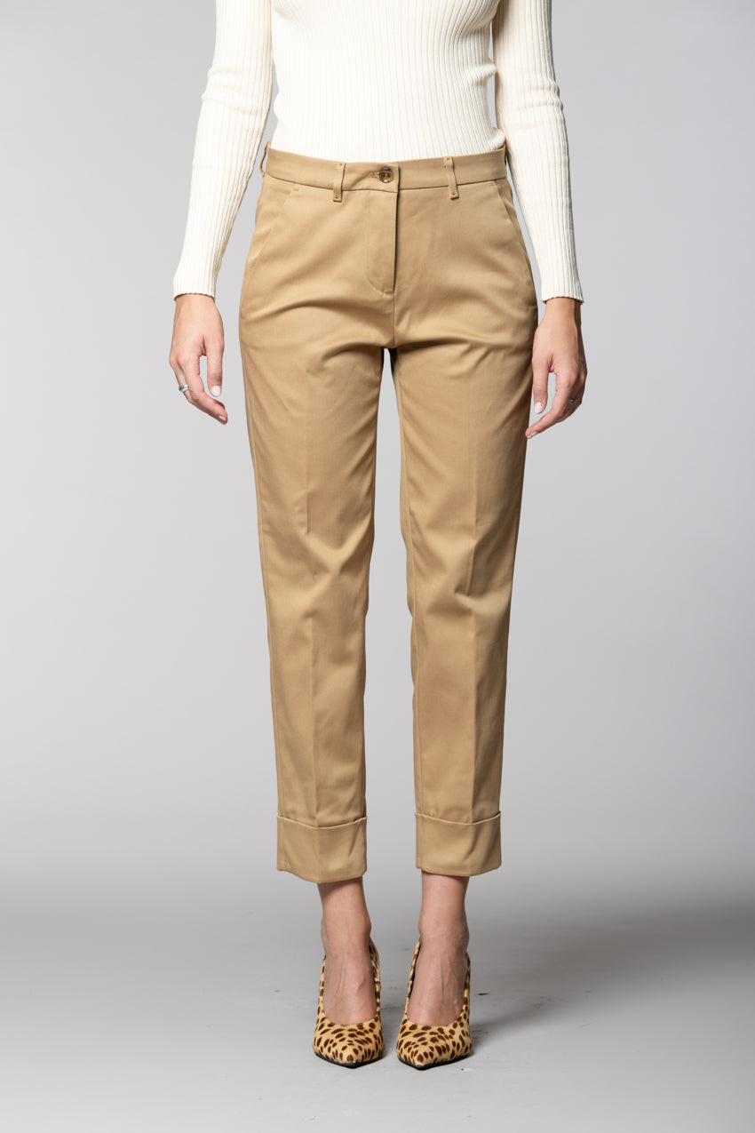 New York Carrot pantalón chino mujer en gabardina carrot fit