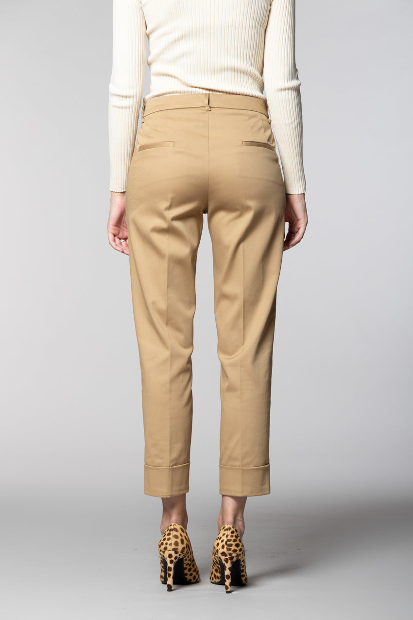 New York Carrot pantalón chino mujer en gabardina carrot fit