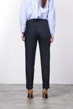 New York Carrot Damen-Chinohose aus Stretch-Denim, Carrot Fit ①