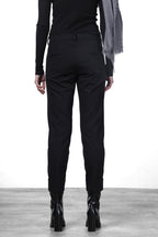 New York Carrot Chinohose für Damen aus technischem Jersey mit carrot fit ①