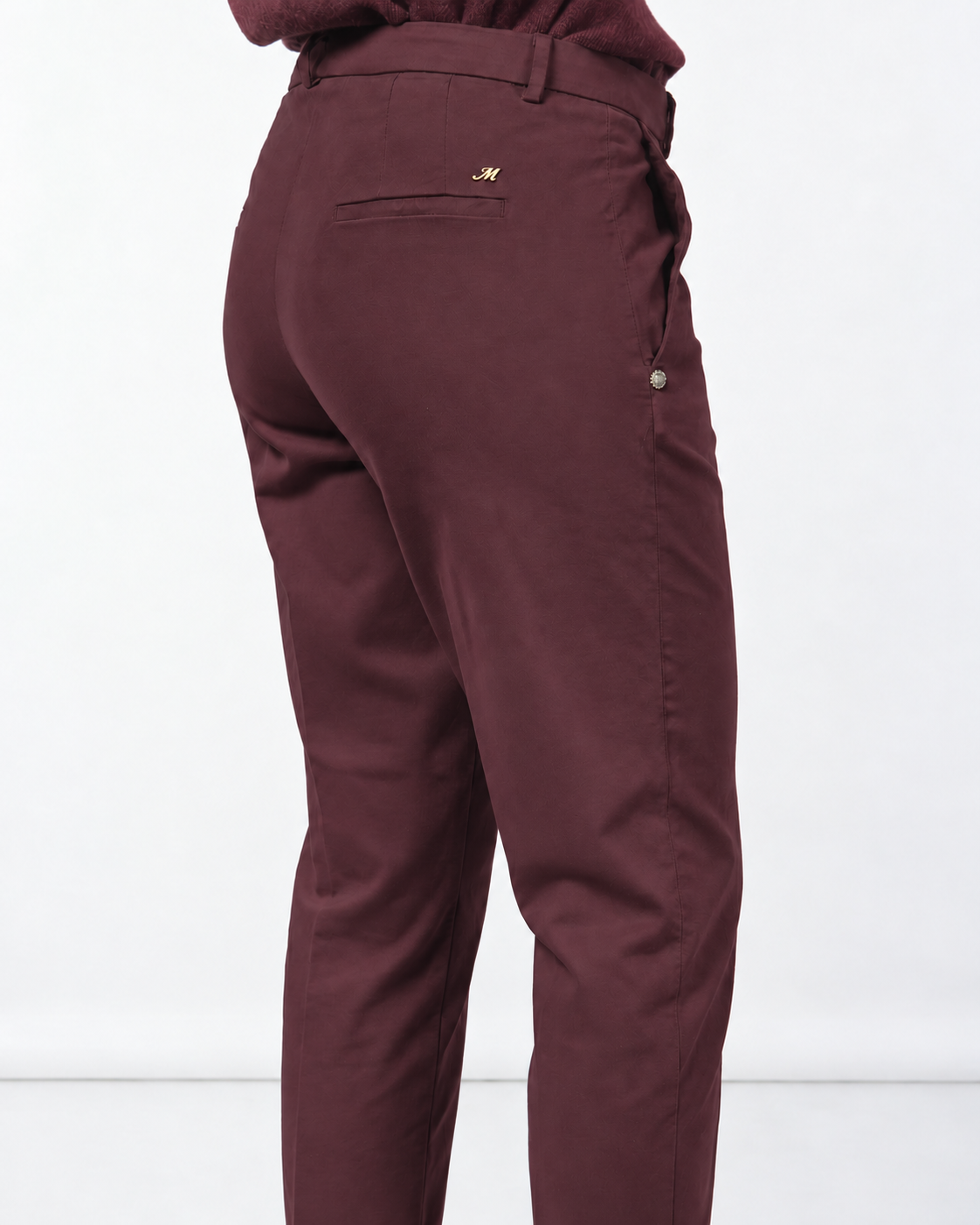 New York Carrot pantalon chino femme en satin carrot fit ①
