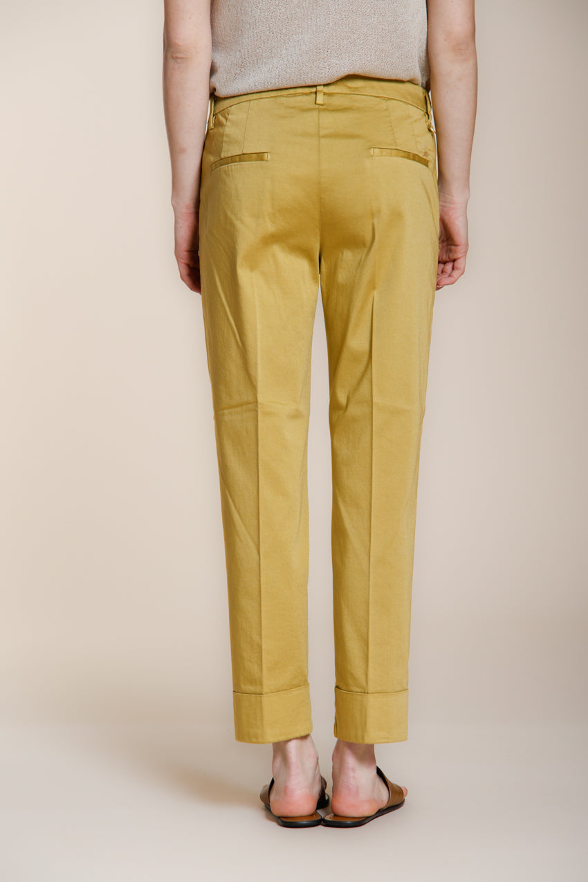 New York Carrot pantalón chino mujer de satén stretch carrot fit ①