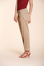 New York Carrot pantalón chino mujer en satén stretch carrot fit ①