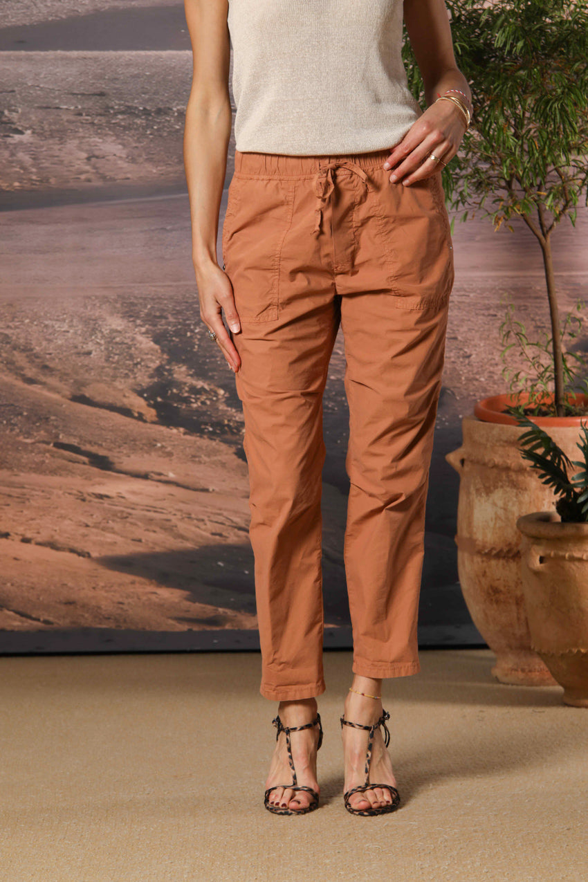 Fatique Jogger women's cargo pants in parachute canvas with a tencel and cotton blend carrot fit