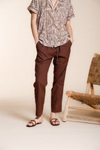 Jogger City pantalone chino donna in tela di lino e cotone leggero relaxed fit