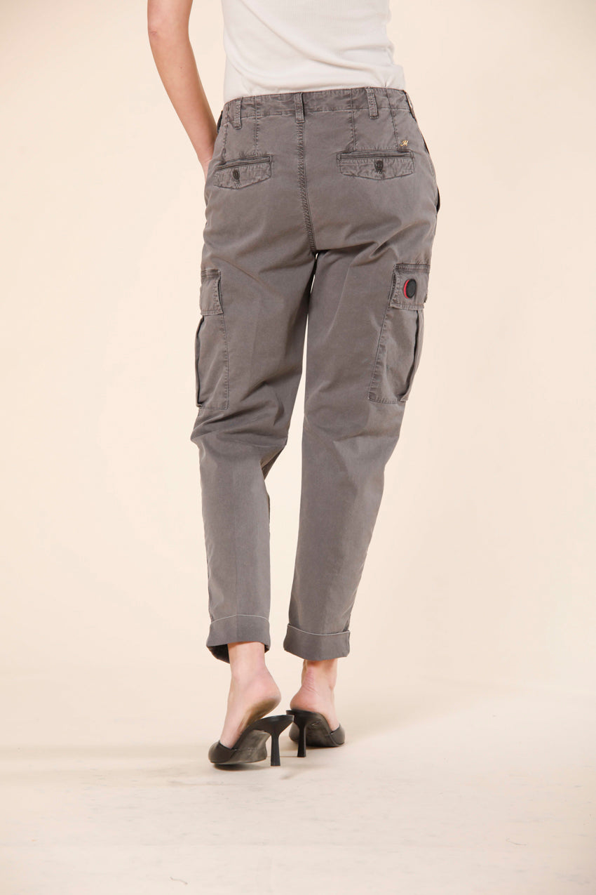 Bild 4 von Damen-Cargo-Hose aus Bräunlich Twill-Baumwollstoff im Waschungseffekt, Modell Judy Archivio W von Mason's.