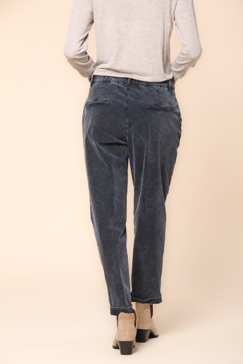 New York Cozy Damen Chino-Hose aus Samt mit 1000 Streifen Relaxed Fit