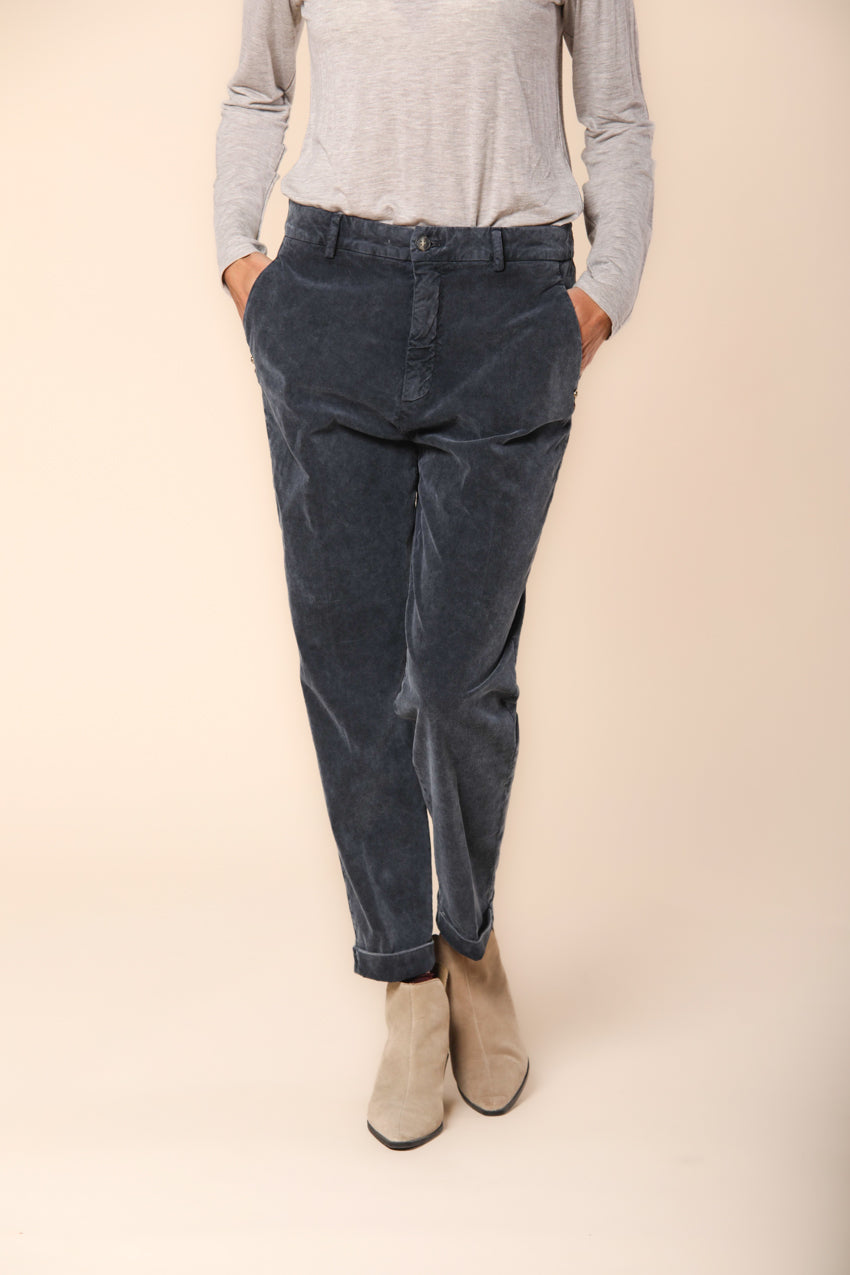 New York Cozy  pantalon chino femme  en velours à 1000 rayures coupe relaxed