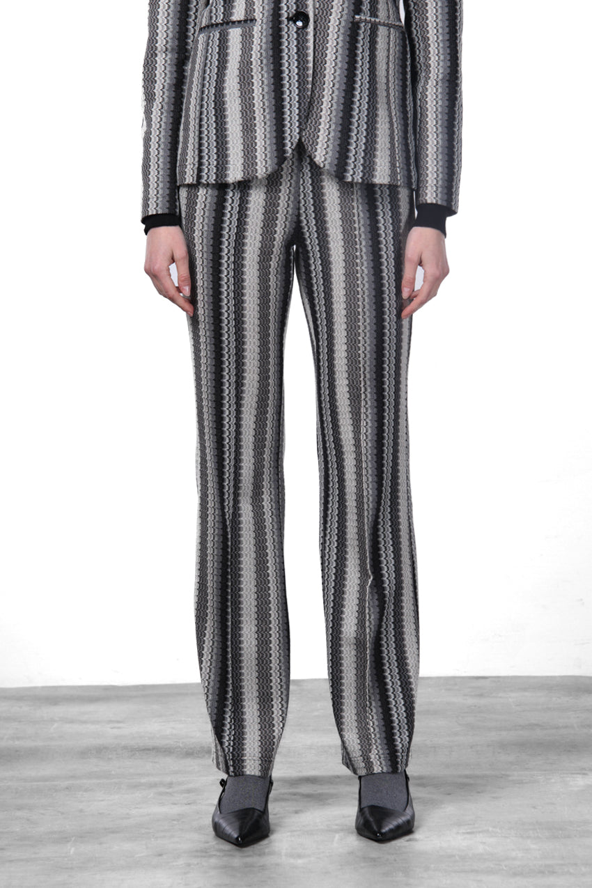 Easy Straight women’s chino pants in jacquard with straight fit