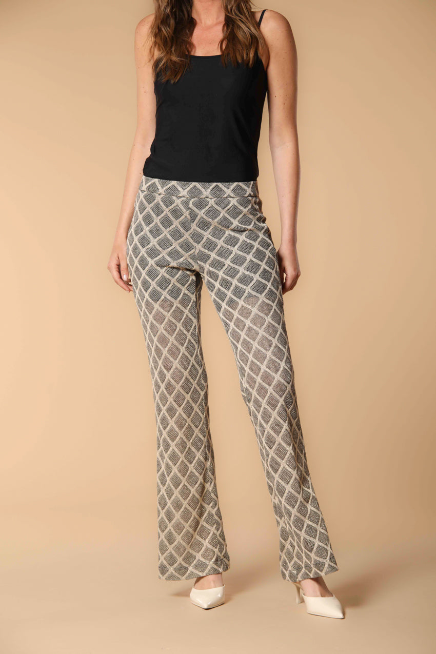 Easy Straight Summer Damen Chino Hose aus Lurex-Jersey mit Lochmuster Straight Fit