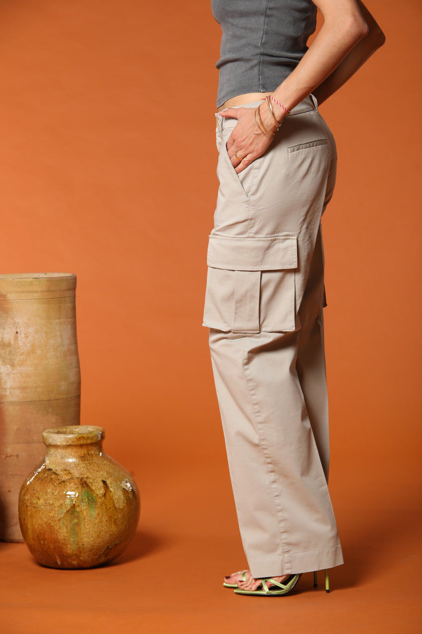 Victoria pantalone cargo donna in modal straight fit