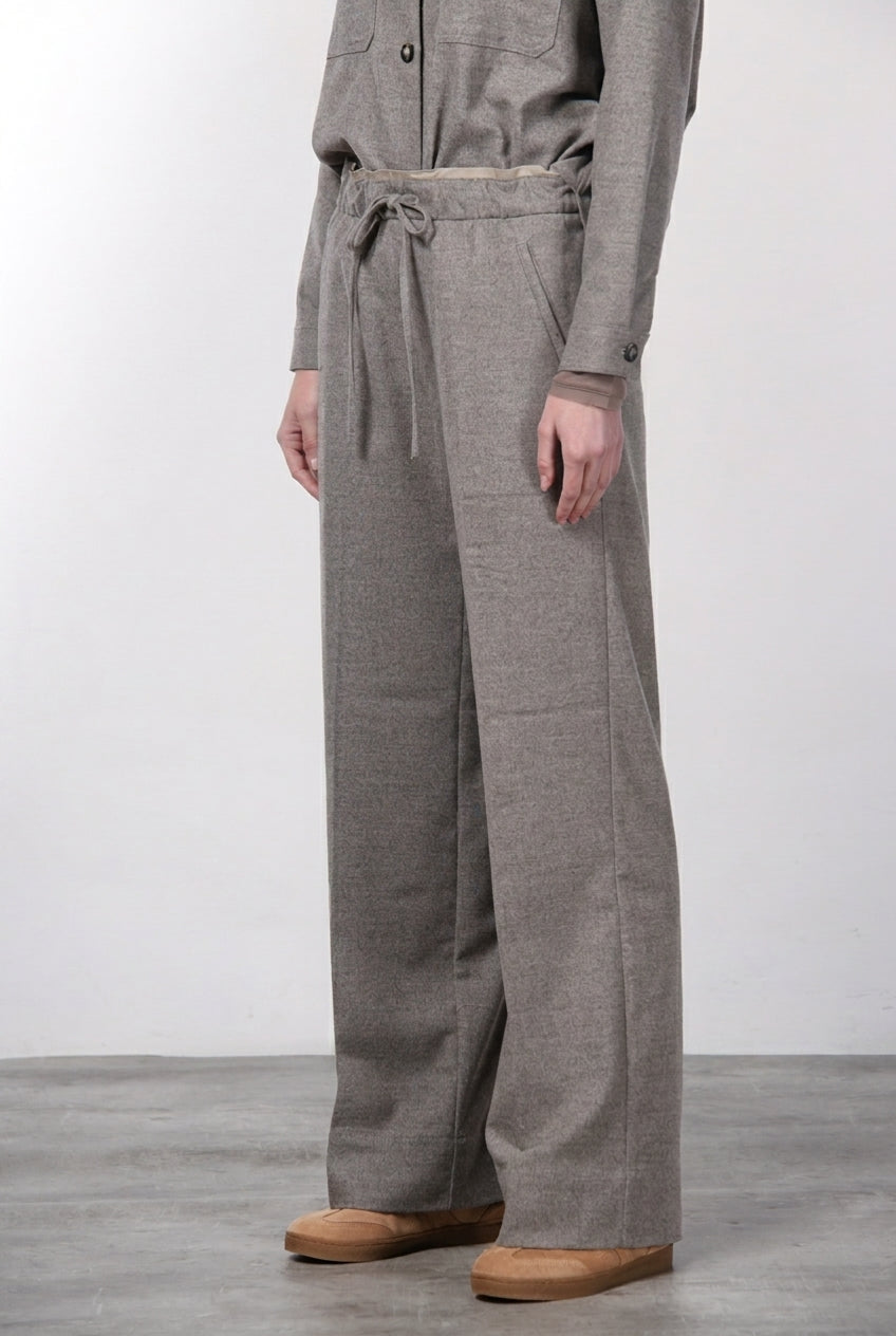 New York Studio Elax women’s chino pants in wool with straight fit