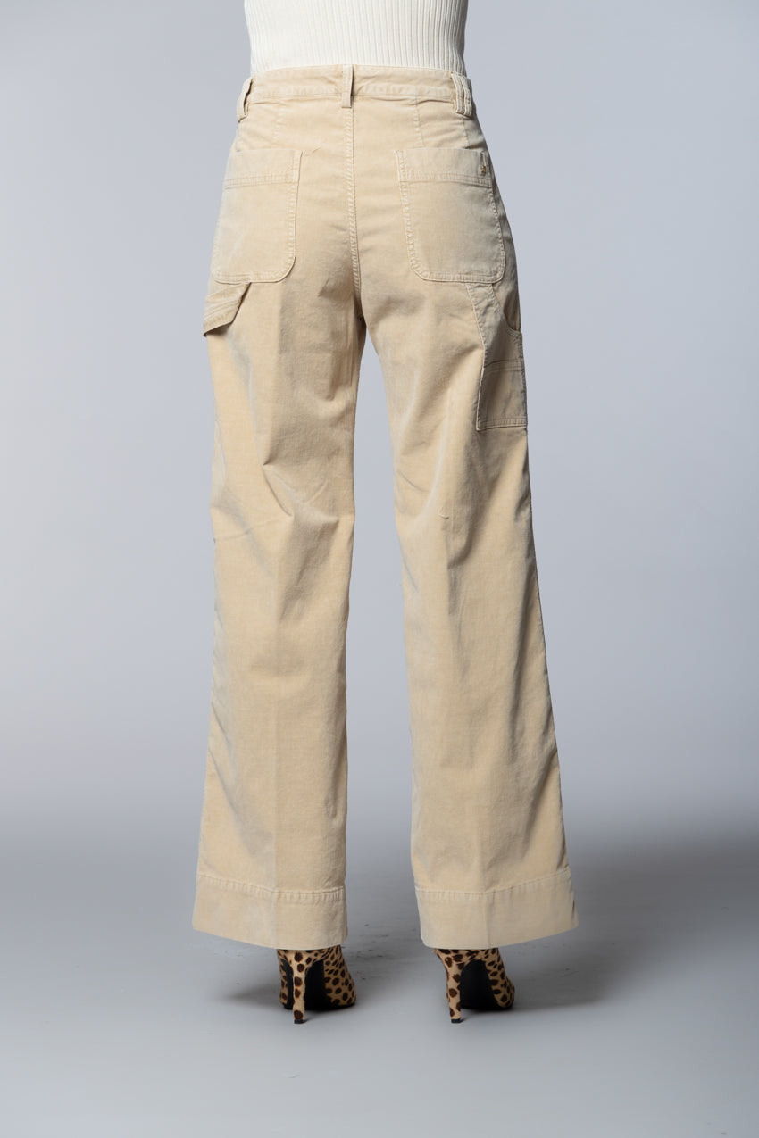 Dallas Wide L pantalon cargo femme en velours côtelé 1000 raies wide leg