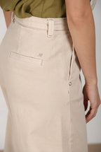 Vivienne City pantalon chino femme en bull stretch balloon fit