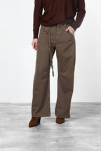 Veronique women’s chino pants in twill with balloon fit ①
