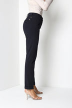 New York Slim pantalon chino femme en jersey technique slim fit ①
