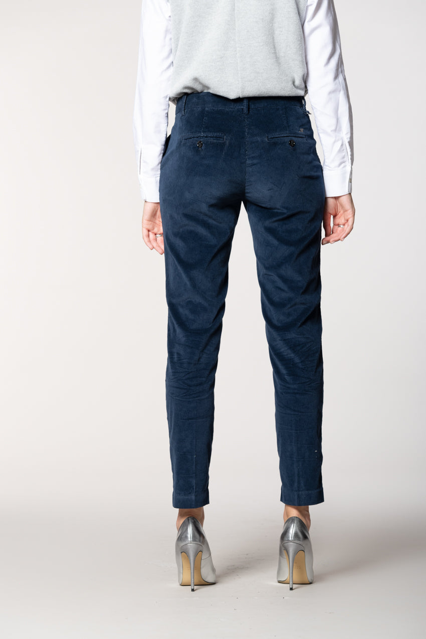 New York Slim women’s chino trousers in corduroy slim fit