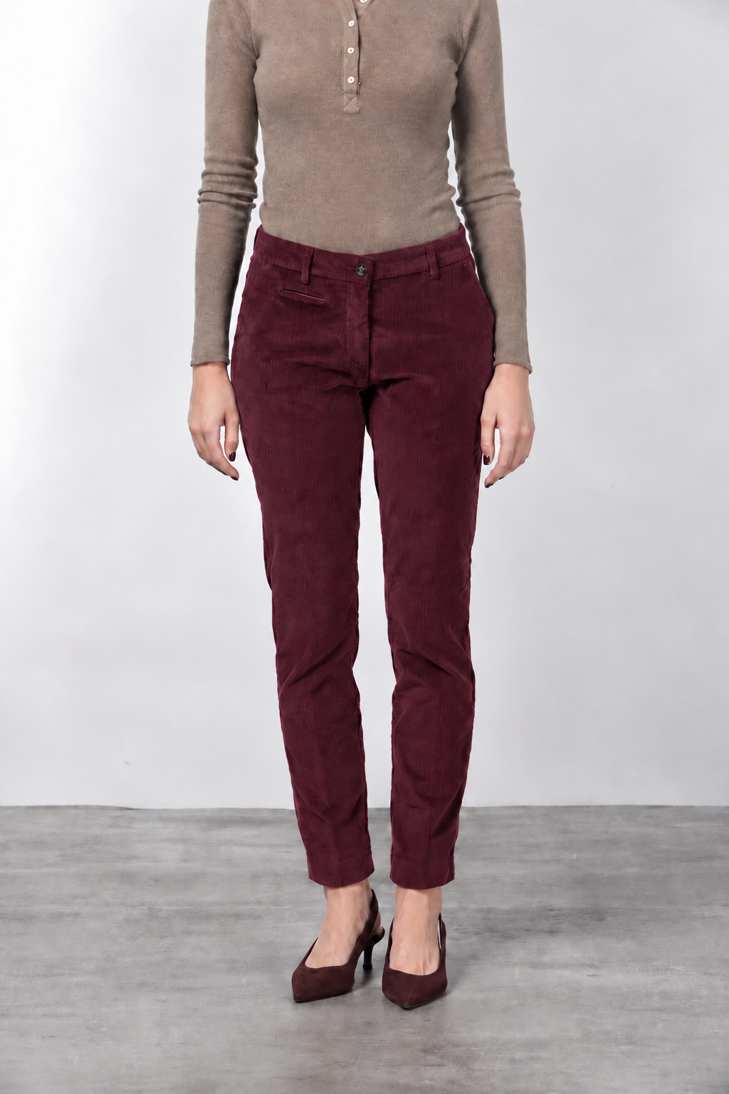 New York Slim pantalone chino donna in velluto a costa grande slim fit ①