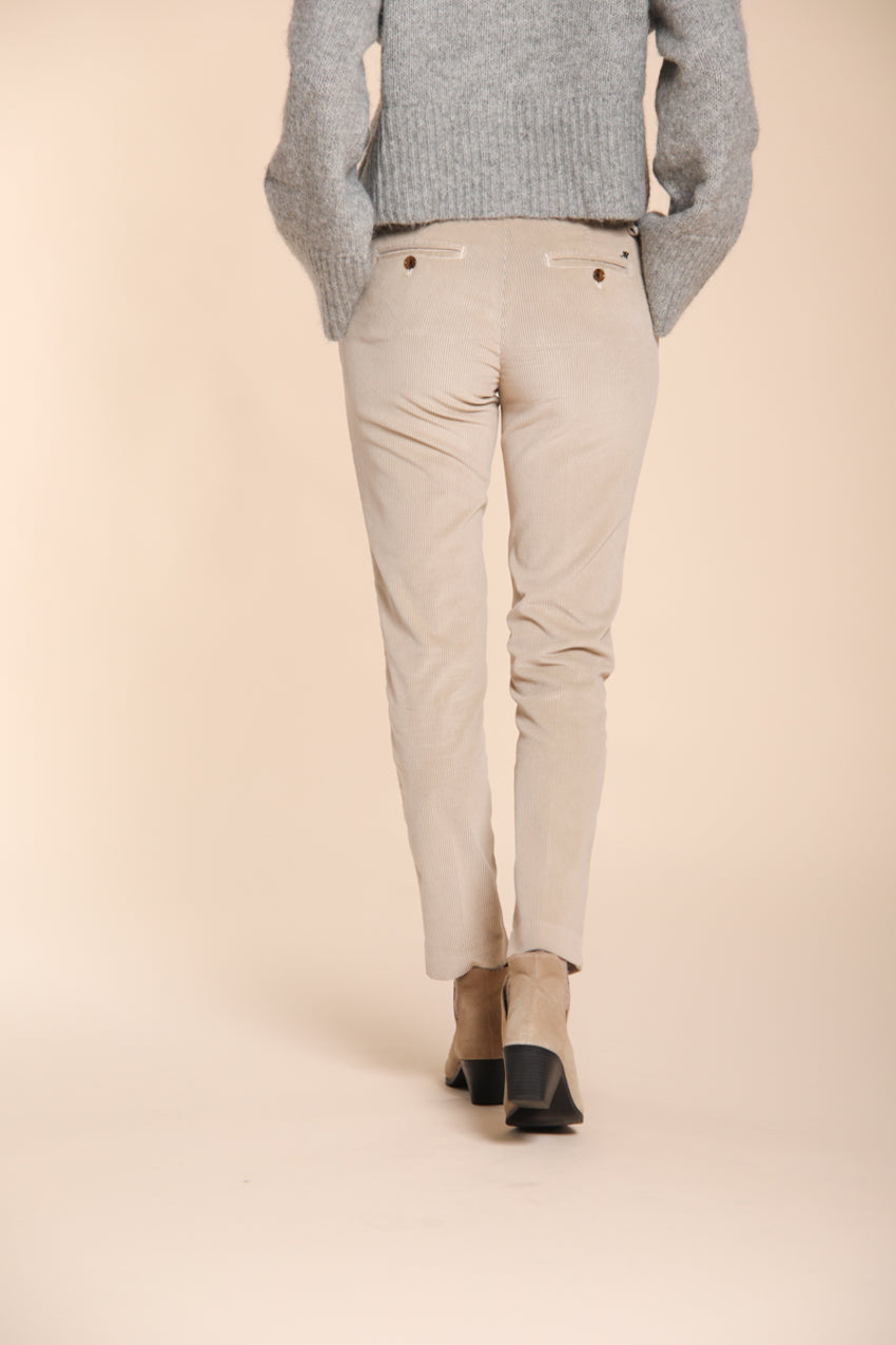 New York Slim pantalón chino mujer en terciopelo de canalé slim fit