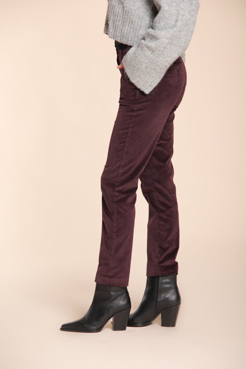 New York Slim women’s chino trousers in corduroy slim fit