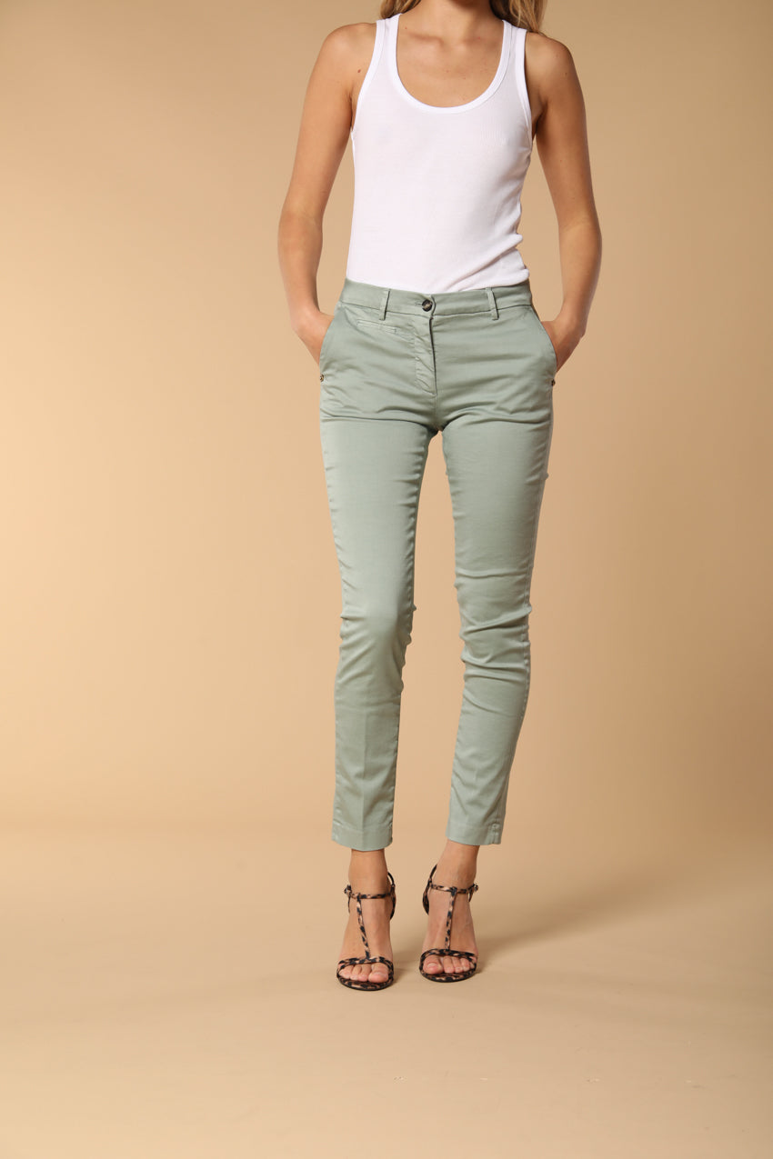 New York Slim pantalon chino femme en satin stretch slim fit ①