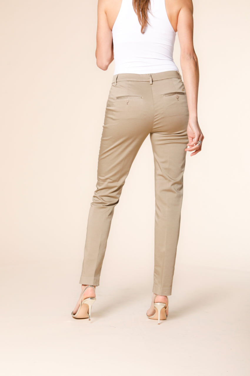 Bild 3 von Damen Chino Hose aus stretch Satin in Sailfarbe, Modell New York Slim von Mason's