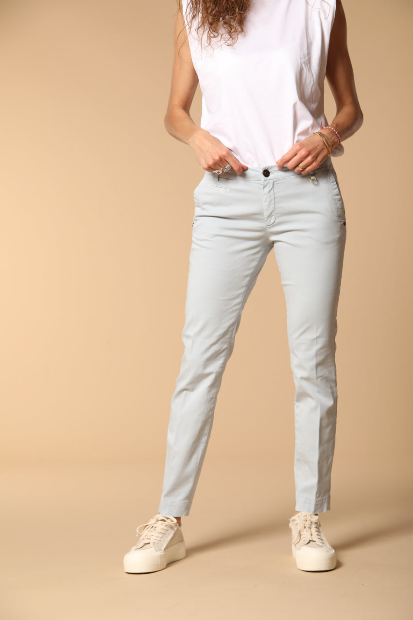 New York Slim women's chino trousers in stretch satin slim fit ①