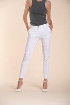 New York Slim pantalone chino donna in raso stretch slim fit ①