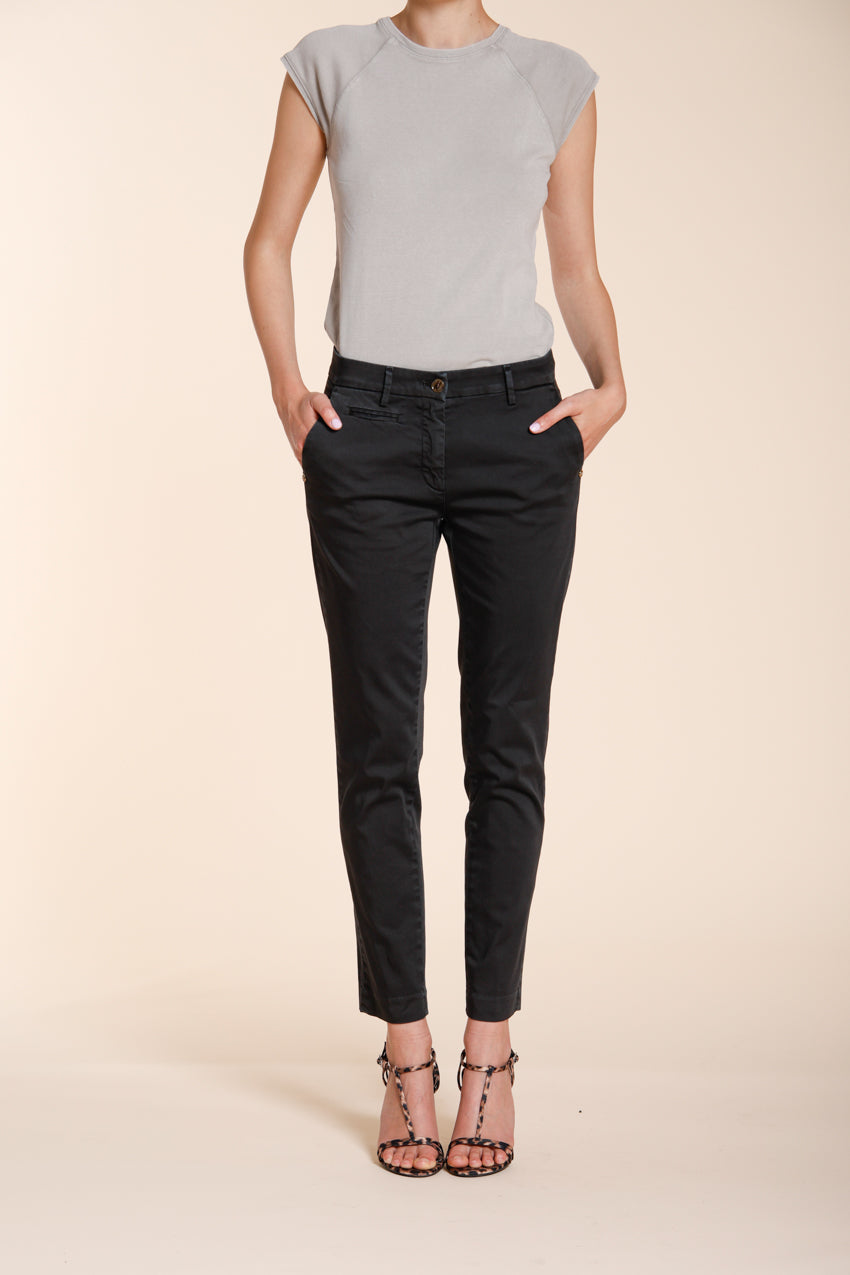 New York Slim pantalone chino donna in raso stretch slim fit ①