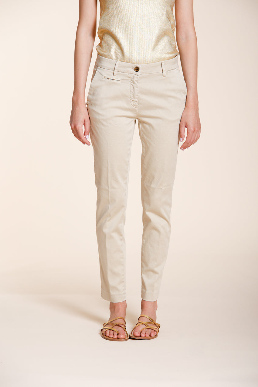 New York Slim pantalone chino donna in raso stretch slim fit ①