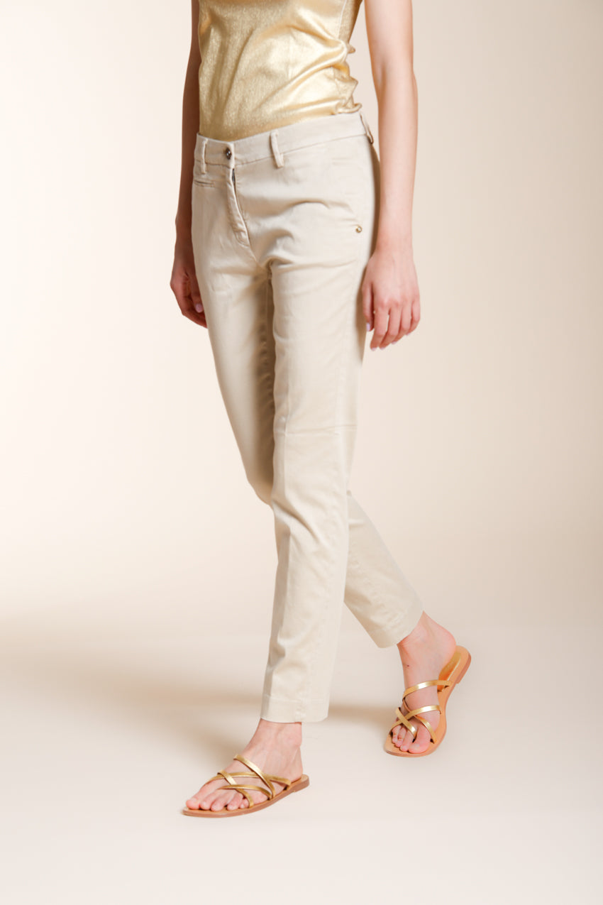 New York Slim pantalone chino donna in raso stretch slim fit ①