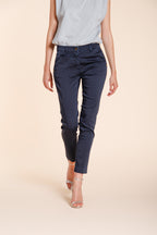 New York Slim Damen Chinohose aus Stretch-Satin slim fit ①