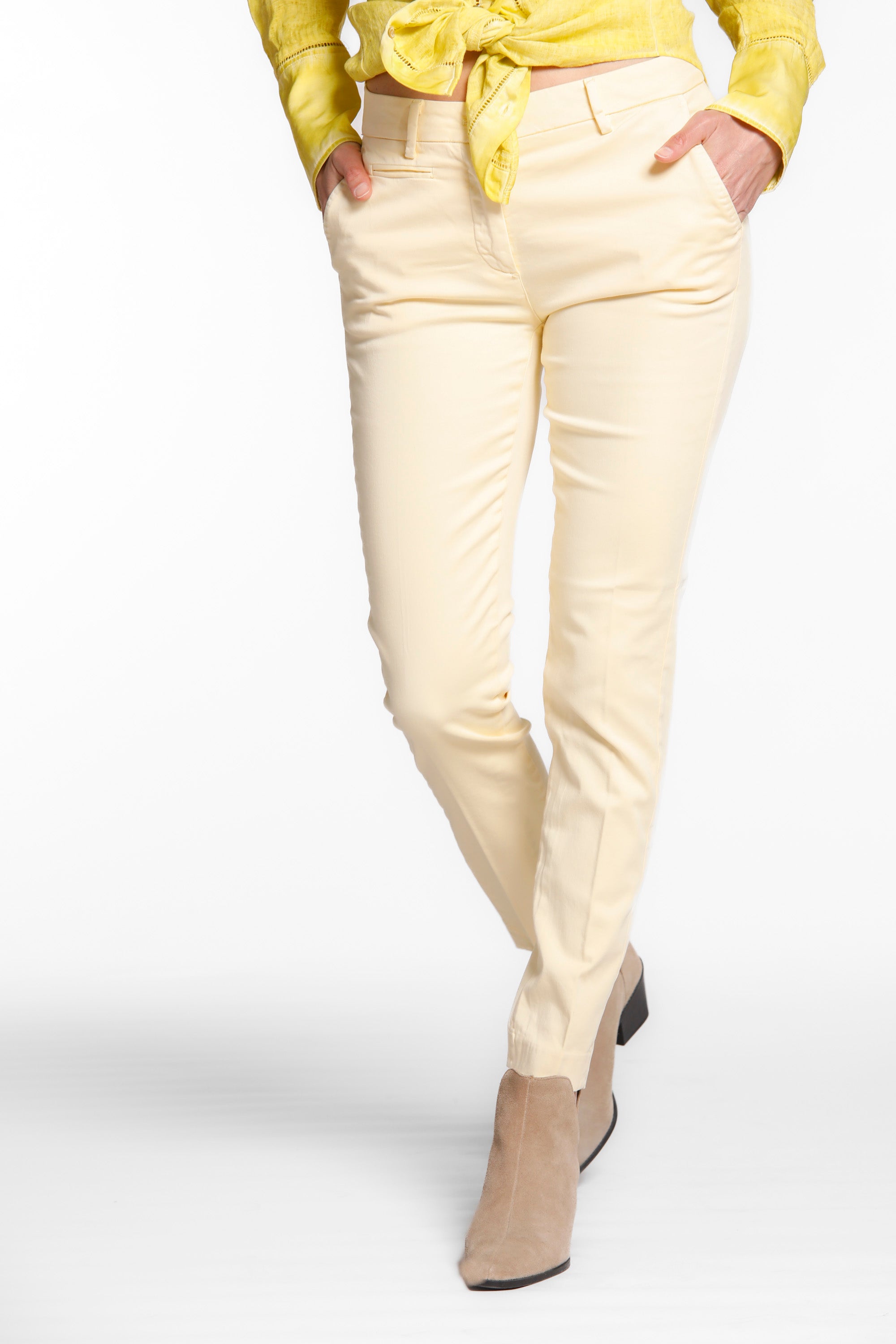 New York Slim woman chino pants in stretch satin icon washes slim