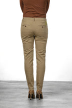 New York Slim pantalón chino de mujer en raso slim fit ①